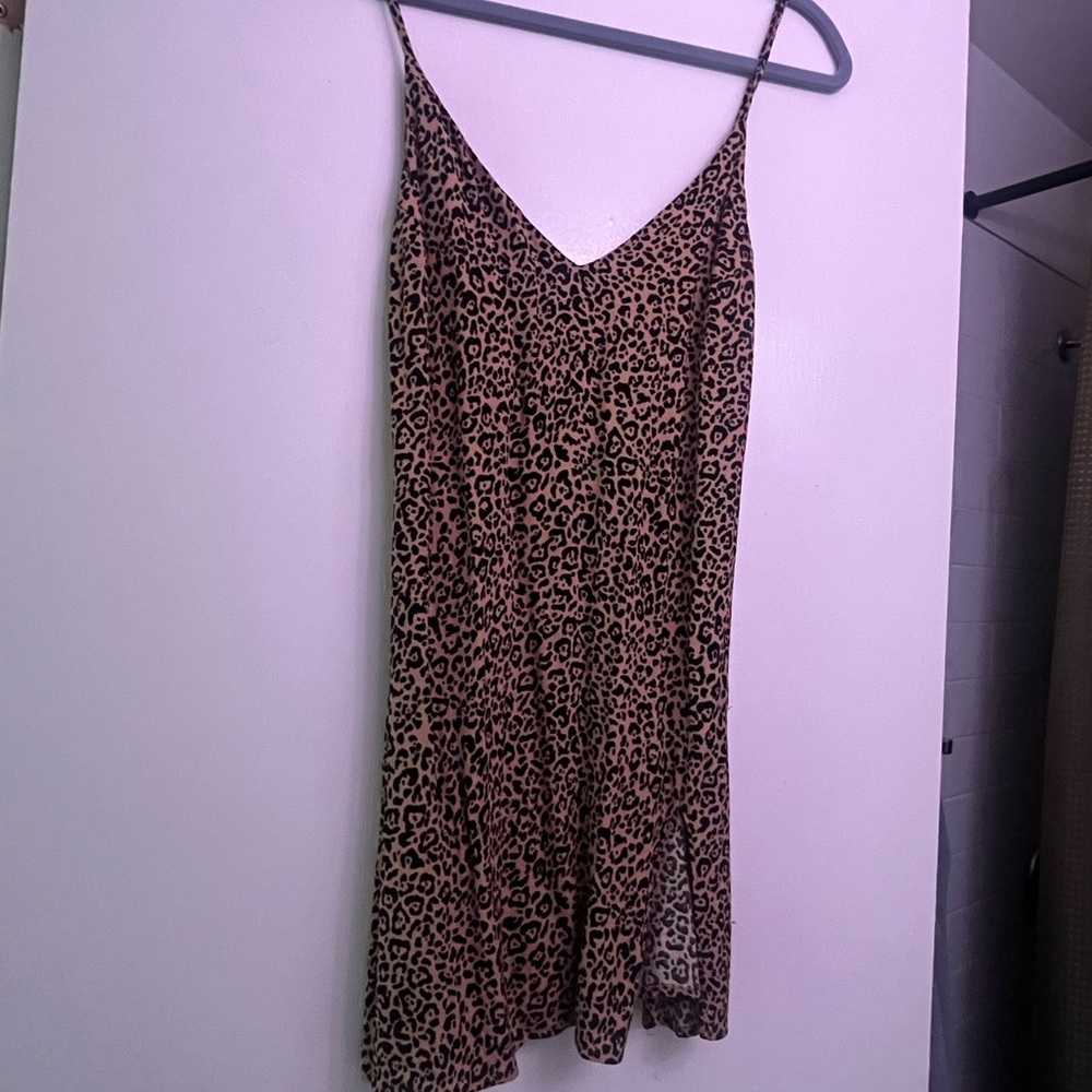REFORMATION MARLOWE DRESS - Picture 4 of 6